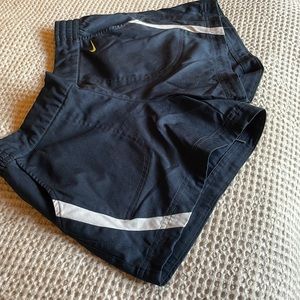 Nike navy blue Athletic shorts. Good for golf